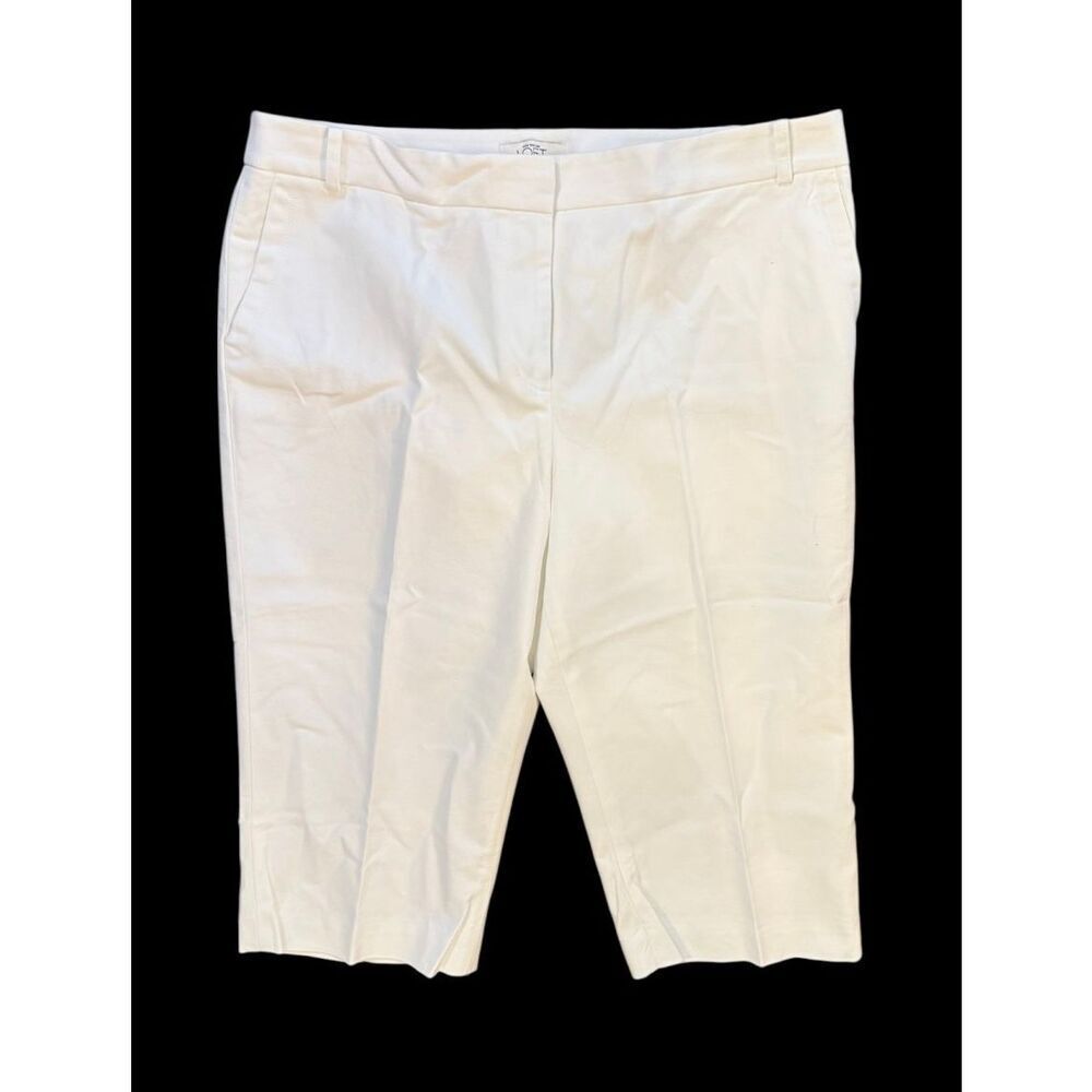 LOFT Women’s White Cropped Pants Sz. 12P Smart Casual Resort Weekend